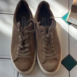 Steve Madden Tan Casual Sneakers
